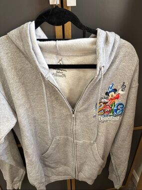Hanes Light Gray Hoodie with Colorful Mickey 2016 Graphic